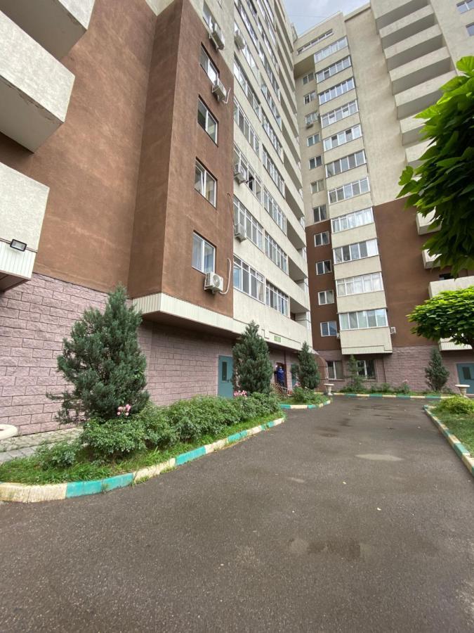 Жк Весна Leilighet Almaty Eksteriør bilde